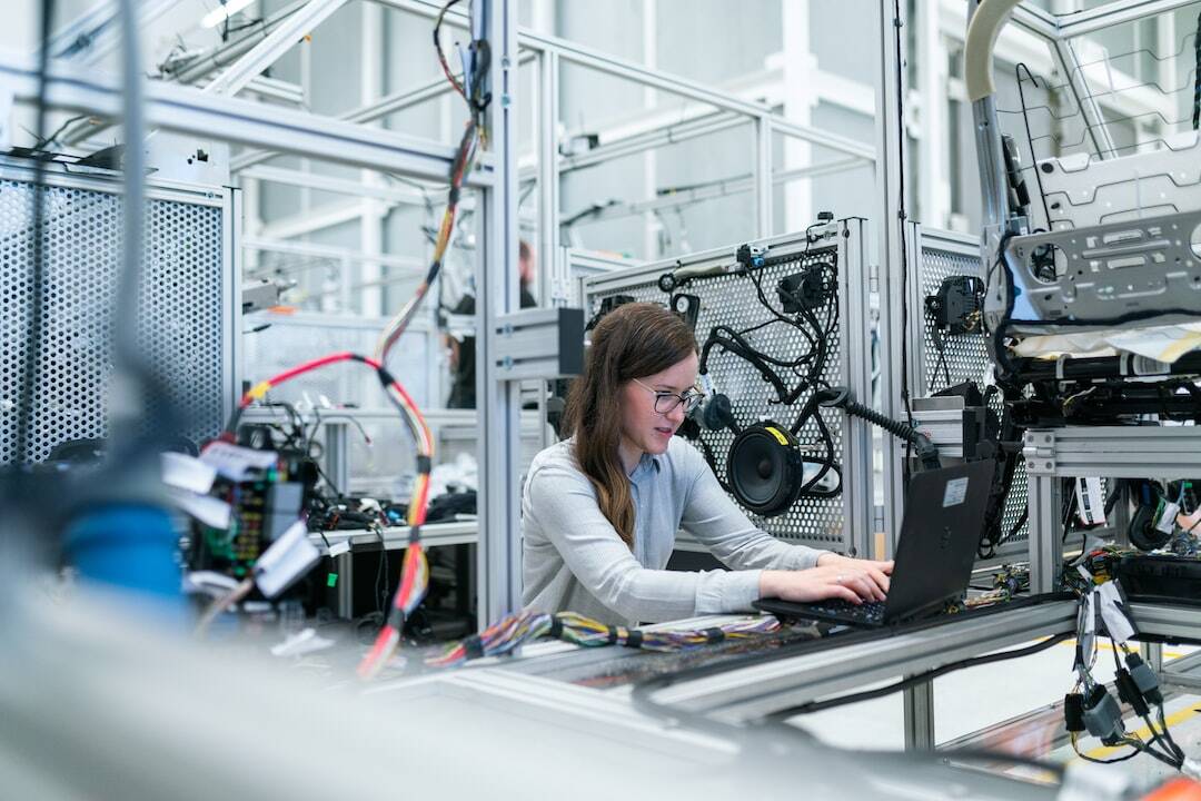 10 Highest Paying Mechanical Engineering Jobs 2026 (Inc Salaries ...