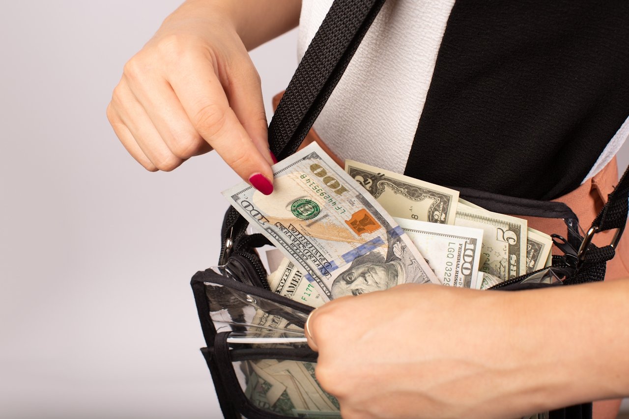 Debt-Free Degrees: 4 Paths That Pay Off in Under 2 Years
